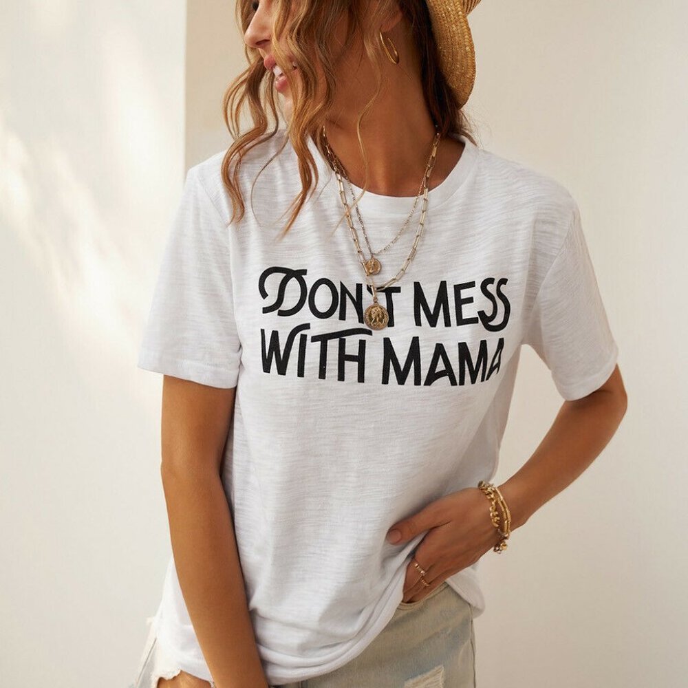 Women's Don't Mess With Mama T-shirt in Soft White-XL